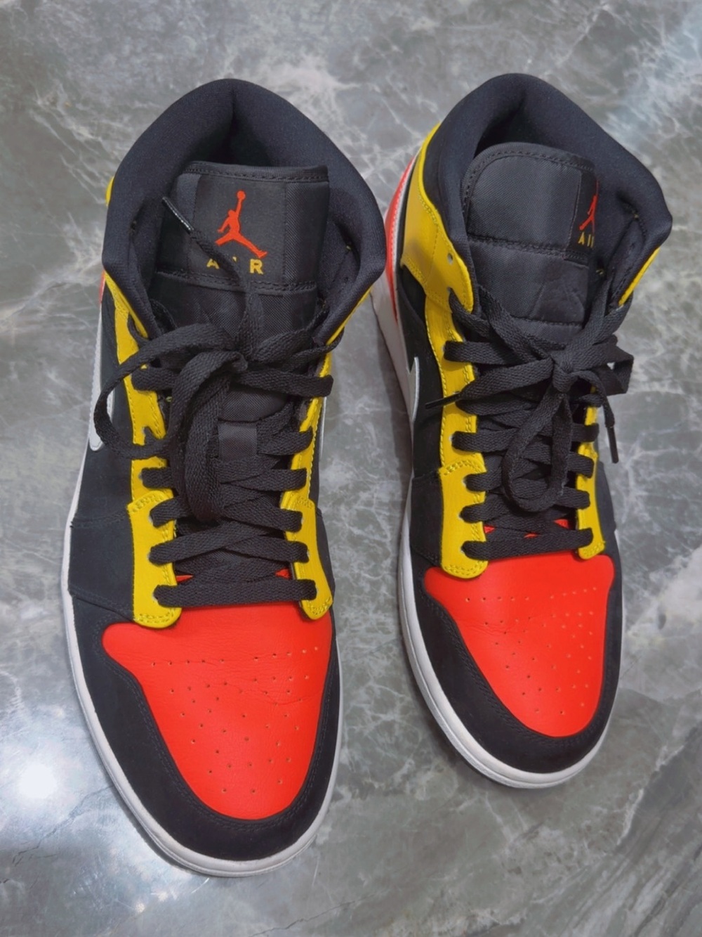 Jordan Mid 1